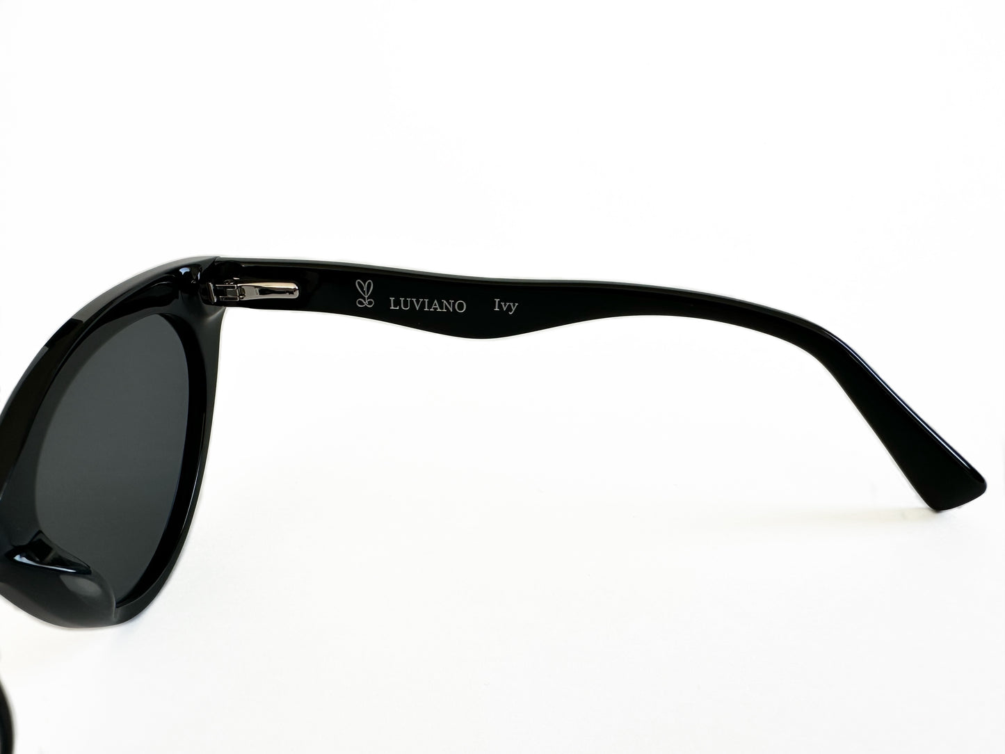 Ivy - Black